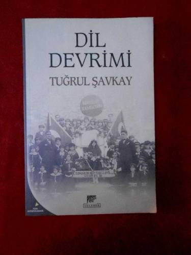 DİL DEVRİMİ - TUĞRUL ŞAVKAY - 0