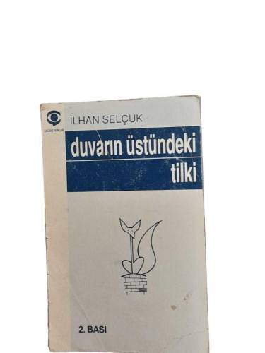 DUVARIN ÜSTÜNDEKİ TİLKİ - 0