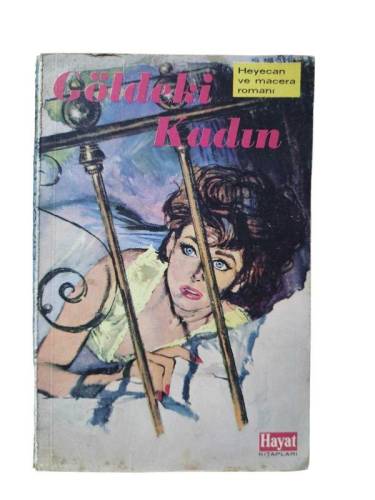 GÖLDEKİ KADIN - 0