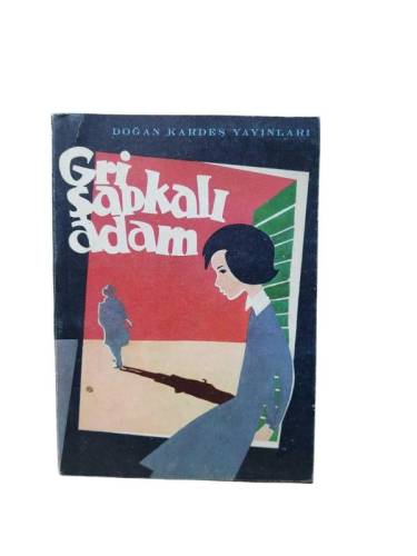 GRİ ŞAPKALI ADAM - 0