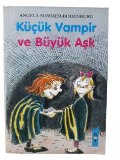 KÜÇÜK VAMPİR VE BÜYÜK AŞK