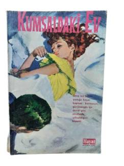 KUMSALDAKİ EV