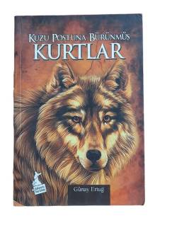KUZU POSTUNA BÜRÜNMÜŞ KURTLAR