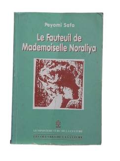 LE FAUTEIL DE MADEMOISELLE NORALIYA