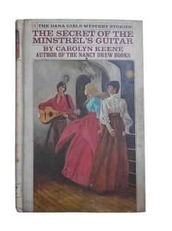 THE SECRET OF THE MİNSTREL'S GUİTAR ( 5 THE DANA GİRLS MYSTERY STORİES )
