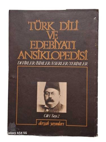 TÜRK DİLİ VE EDEBİYATI ANSİKLOPEDİSİ DEVİRLER / İSİMLER / ESERLER / TERİMLER CİLT: 1 SAYI: 2 1976 NİSAN - 0